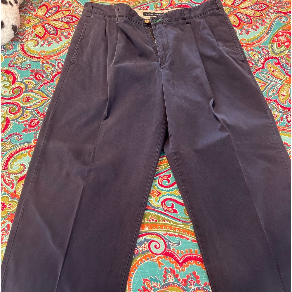 Vintage navy blue Hilfiger khakis
